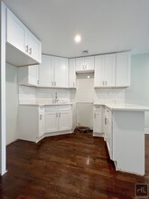 27-05 Astoria Blvd-Unit -2H in Queens, NY - Building Photo - Building Photo