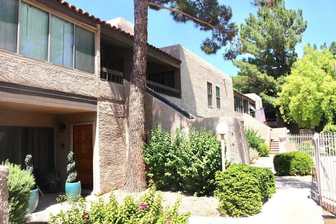 5998 N 78th St-Unit -211 in Scottsdale, AZ - Building Photo