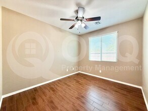 293 E Glacier Dr in Chandler, AZ - Building Photo - Building Photo