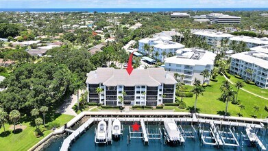 543 Bay Colony Dr N in North Palm Beach, FL - Building Photo - Building Photo