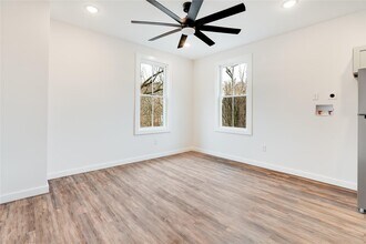 81 Market St in Wappingers Falls, NY - Building Photo - Building Photo