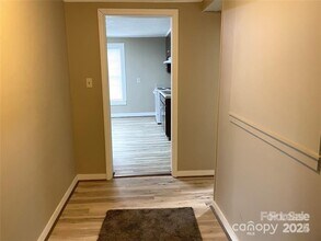 1506 Wembley Dr in Charlotte, NC - Building Photo - Building Photo