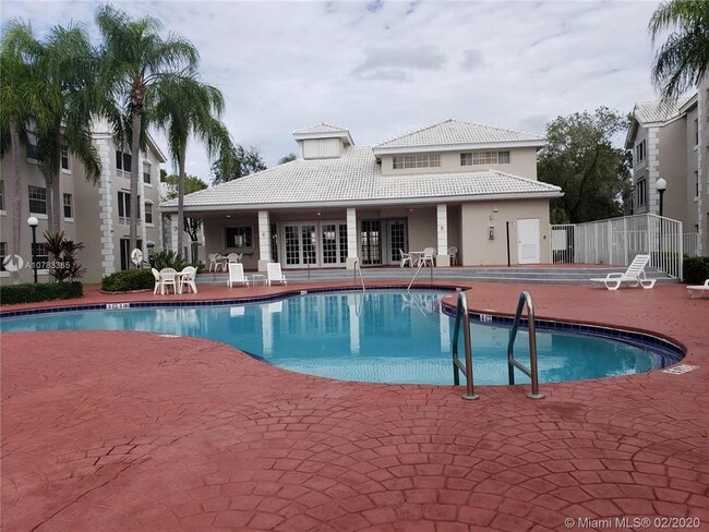 property at 2831 N Oakland Forest Dr