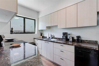 11534 NE 13th Ave in Miami, FL - Building Photo - Building Photo