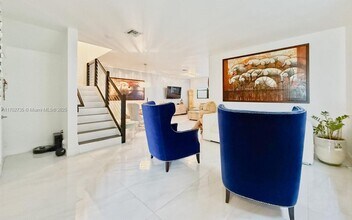 7903 NW 105th Ave in Doral, FL - Building Photo - Building Photo