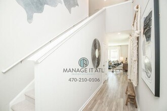 2038 Nuthatch Dr in Hoschton, GA - Building Photo - Building Photo