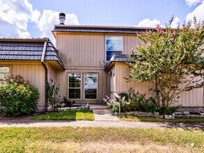 710 Castle Ridge Rd in Austin, TX - Building Photo - Building Photo