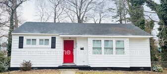 1016 W Mauney Ave in Gastonia, NC - Building Photo
