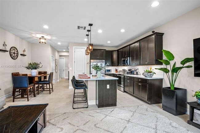 10103 Akenside Dr in Boca Raton, FL - Building Photo - Building Photo