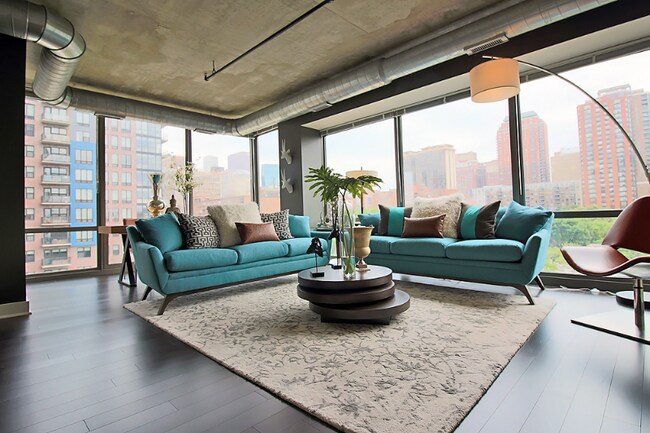 817 S Clark St in Chicago, IL - Building Photo - Building Photo