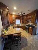 35 Gotthardt St, Unit 1st in Newark, NJ - Building Photo