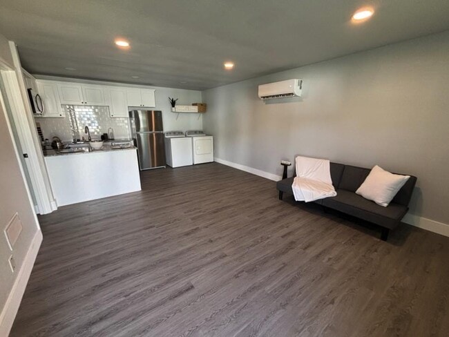 308 S Cleveland St in Springdale, AR - Building Photo - Building Photo