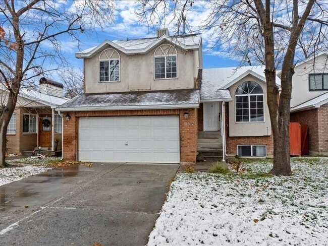 property at 523 E 3195 S