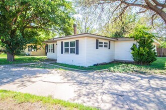 3721 31st St in Lubbock, TX - Building Photo - Building Photo