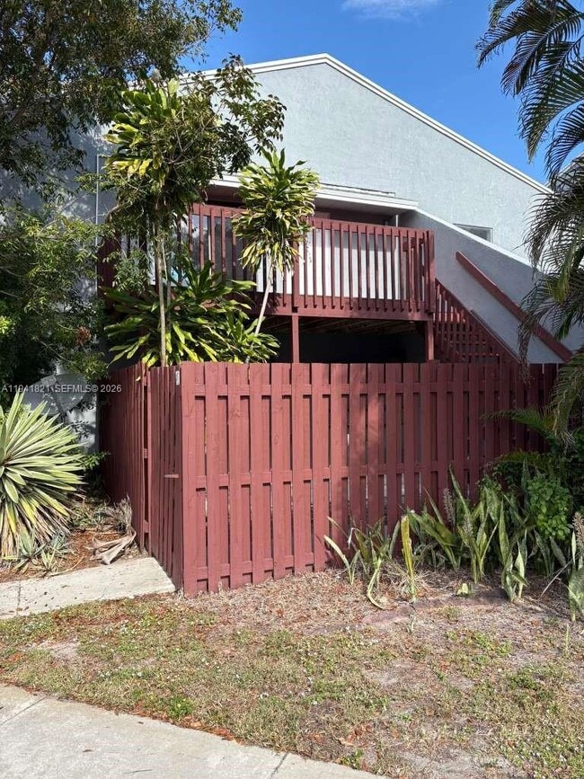 17 Crossings Cir in Boynton Beach, FL - Building Photo - Building Photo