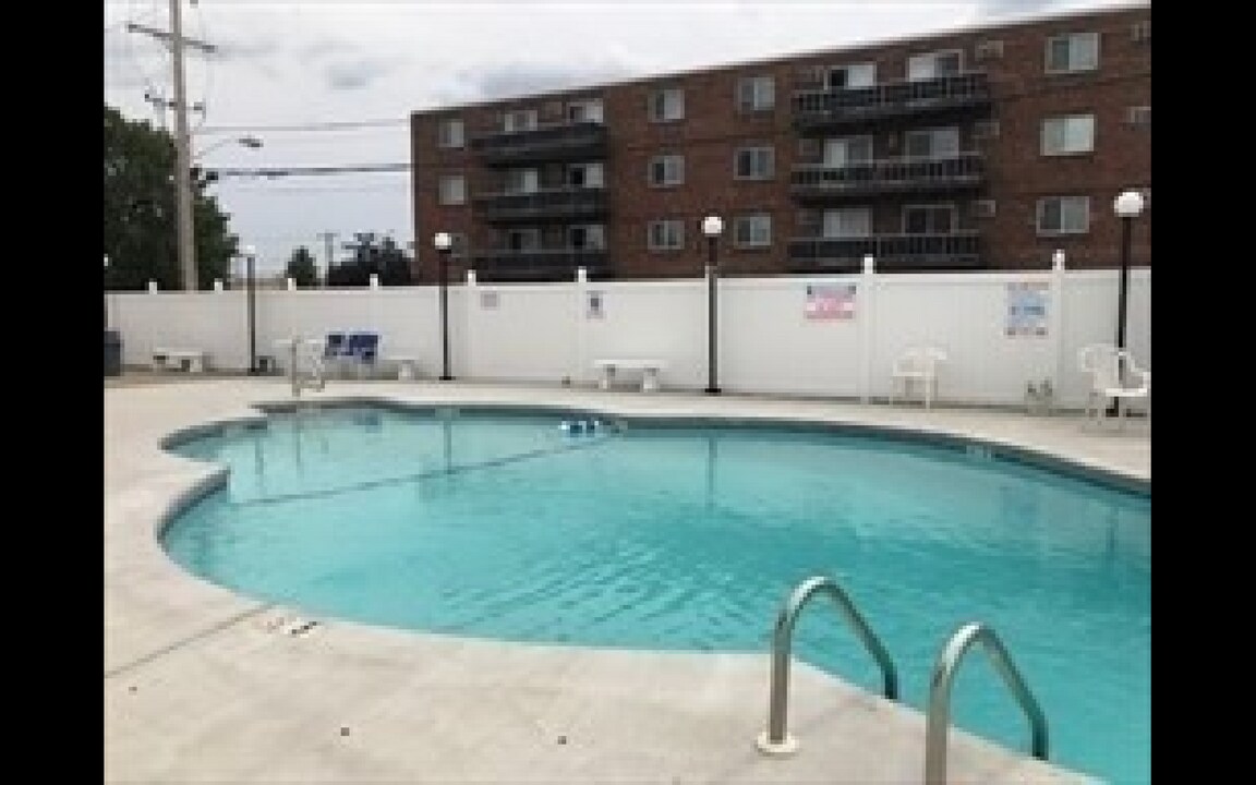 140 Ward St, Unit #300 in Revere, MA - Building Photo