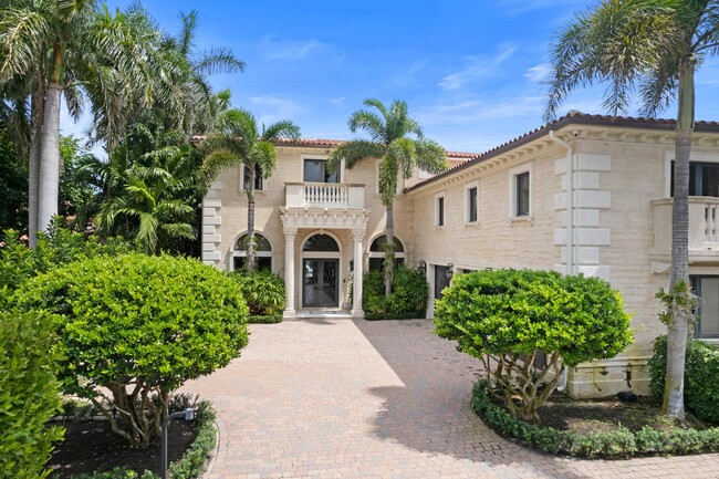 3240 N Flagler Dr in West Palm Beach, FL - Building Photo - Building Photo