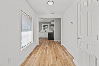 1717 W 4th St in Freeport, TX - Building Photo - Building Photo