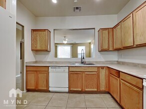 2204 W San Tan Hills Dr in Queen Creek, AZ - Building Photo - Building Photo