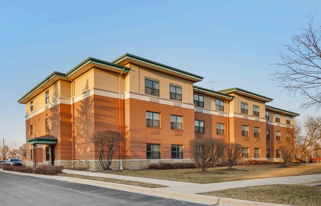 Furnished Studio-Chicago - Vernon Hills - 