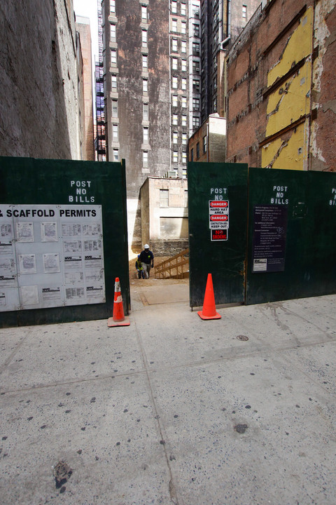 294 Fifth Ave in New York, NY - Building Photo