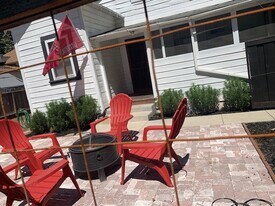 814 Hazel St, Unit 814