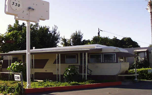 Mohawk Trailer Park in Chula Vista, CA - Foto de edificio