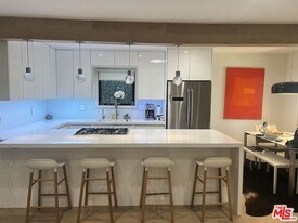 11570 Braddock Dr in Culver City, CA - Building Photo