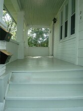 1123 Midland Blvd, Unit Upper in Royal Oak, MI - Building Photo - Building Photo