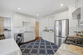 34 Wilson Ave in Westfield, MA - Building Photo - Building Photo