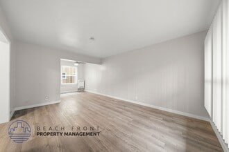 2070-2080 Magnolia Ave. in Long Beach, CA - Foto de edificio - Building Photo