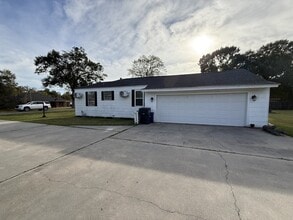 6899 Jefferson Blvd in Groves, TX - Building Photo - Building Photo