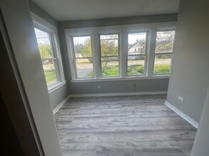 179 Maple Ave, Unit Duplex in Claremont, NH - Building Photo - Building Photo