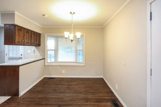 400 N Ponca Dr in Independence, MO - Building Photo - Building Photo