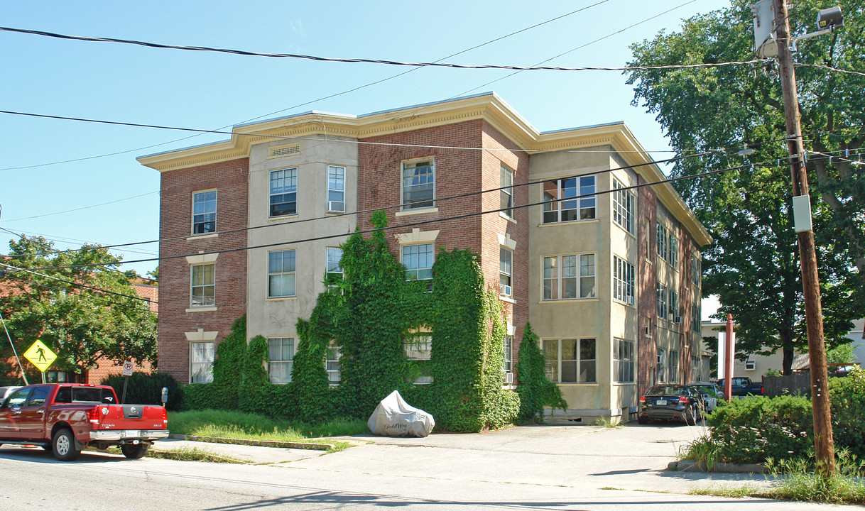 33-35 Warren St in Concord, NH - Foto de edificio