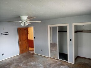 2109 Ridgewood Dr in Moore, OK - Building Photo - Building Photo