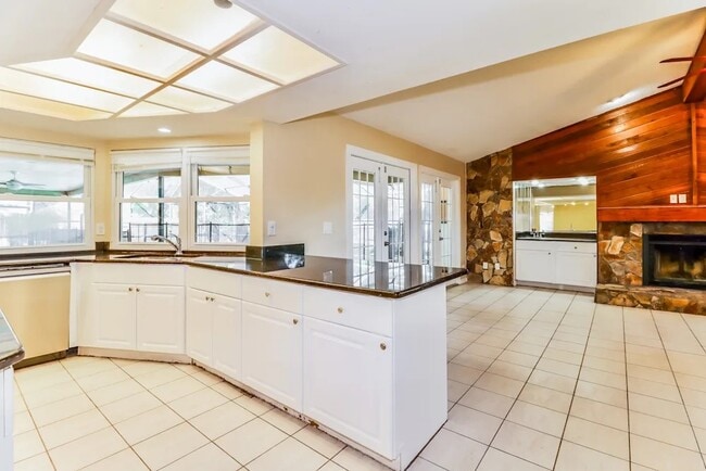 2997 Farnham Way in Clearwater, FL - Building Photo - Building Photo