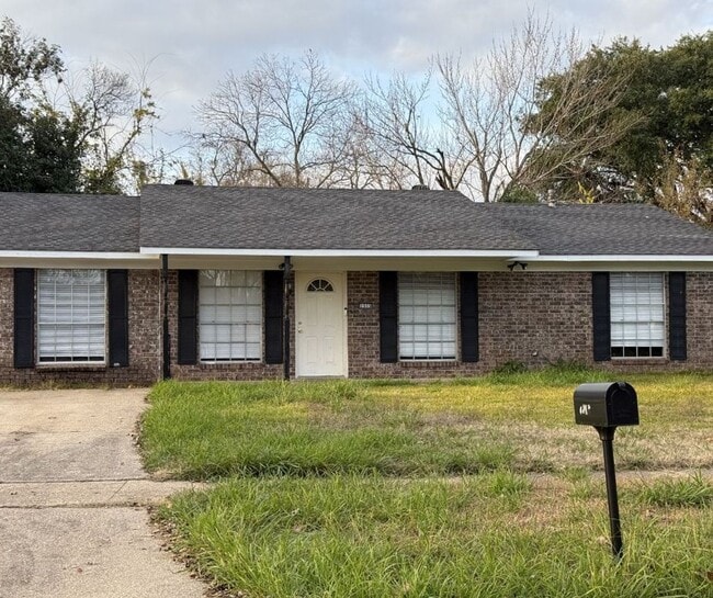 property at 1515 Fox St