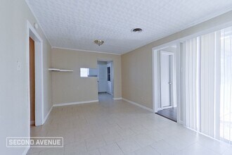 10801 Stover St in Houston, TX - Building Photo - Building Photo