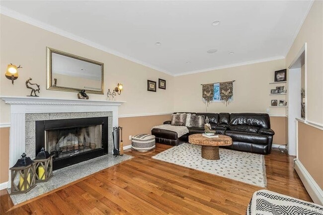 243 Mary Lou Ave in Yonkers, NY - Building Photo - Building Photo