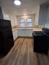 105 Orchard St in Eureka, IL - Building Photo - Building Photo