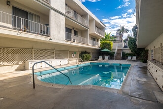 2700 and 2704 Aviation Blvd. in Redondo Beach, CA - Building Photo - Building Photo
