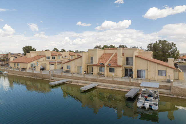 Silver Lakes in Helendale, CA - Foto de edificio - Building Photo