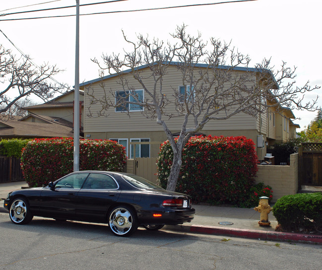 426 Grand Blvd in San Mateo, CA - Building Photo - Building Photo