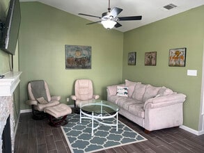 3430 Ridge Smoke in San Antonio, TX - Foto de edificio - Building Photo