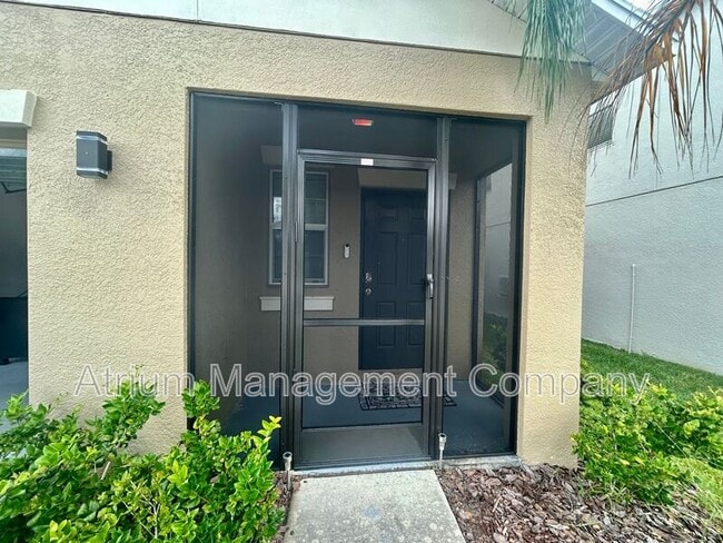 17345 White Mangrove Dr in Wimauma, FL - Building Photo - Building Photo