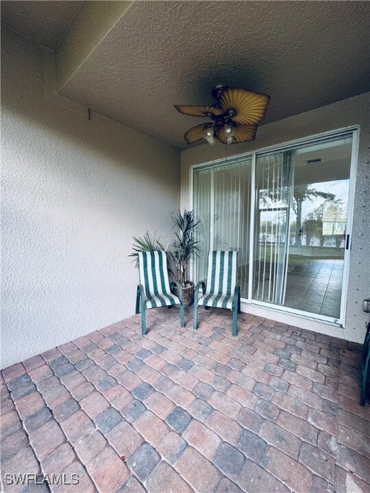 3249 Antica St in Ft. Myers, FL - Foto de edificio