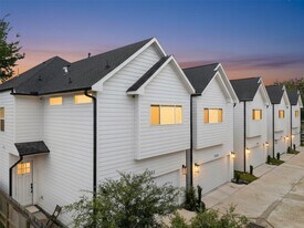 1222 Mcneil St in Houston, TX - Building Photo