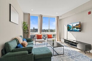 901 Canal St in Philadelphia, PA - Building Photo