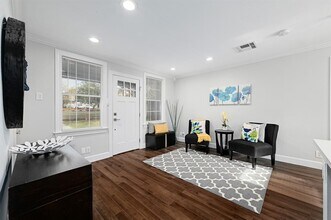 707 E 44th St in Austin, TX - Building Photo - Building Photo